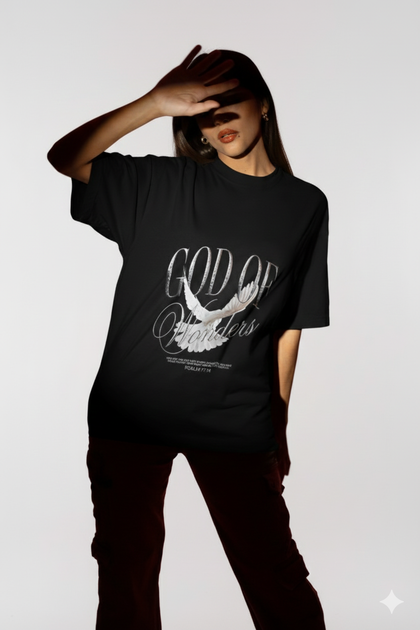 Camiseta Oversized God of Wonders – O Criador de Maravilhas