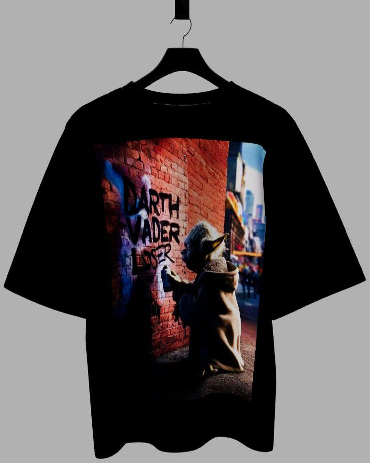 Camiseta Oversized Mars Essential - Galactic Graffiti: Yoda vs. Vader